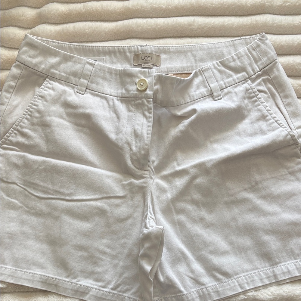 LOFT Women's White Shorts